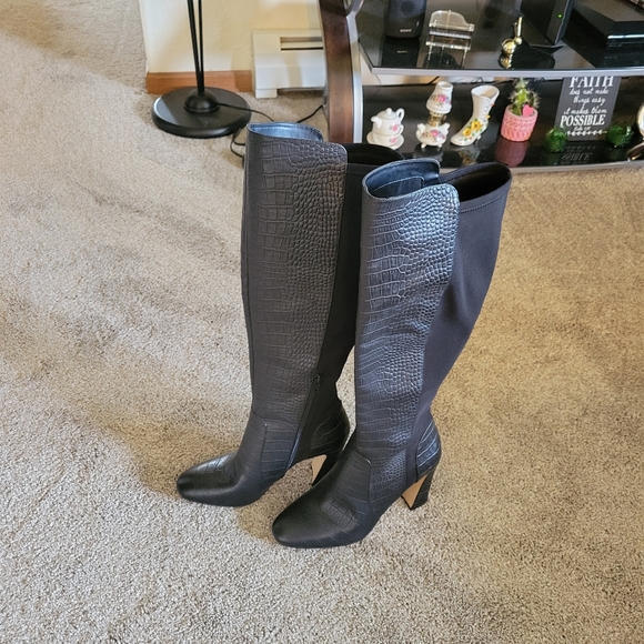 New Vince Camuto Lafinda Boots 